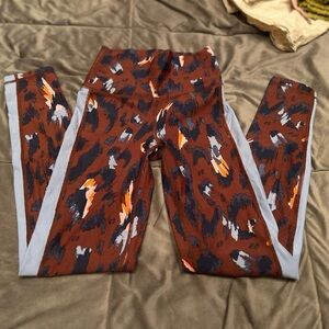 Stylish Aerie Patterned 7/8 Leggings